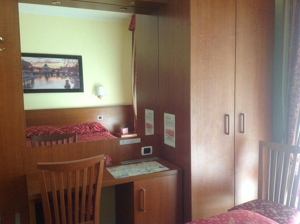 Hotel Residenza Fermi à Rome Extérieur photo